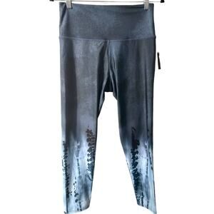 Blue Print Leggings by Onzie - Size X-Large